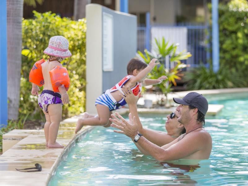Silkari Lagoons Aparthotel 4*