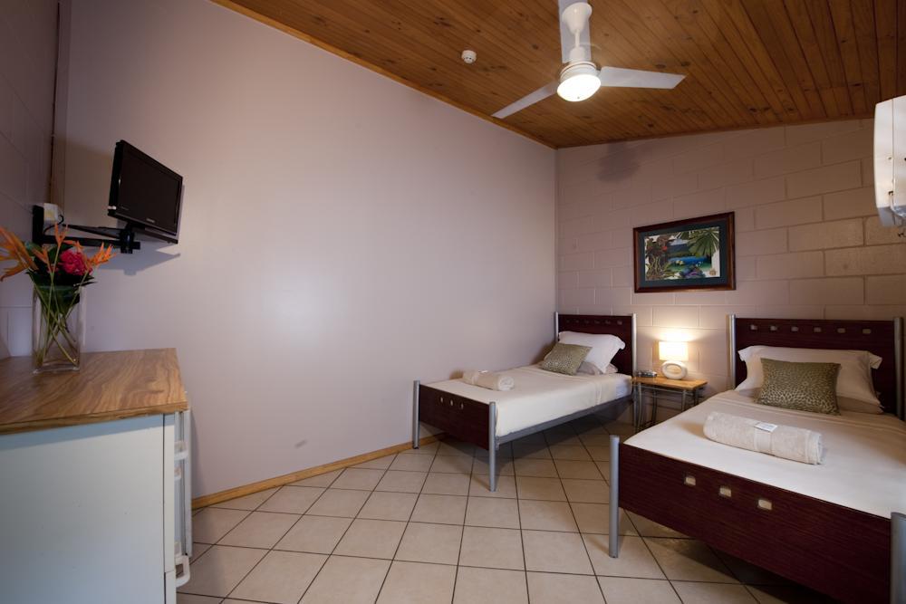 Hostel Dougies Backpackers Port Douglas