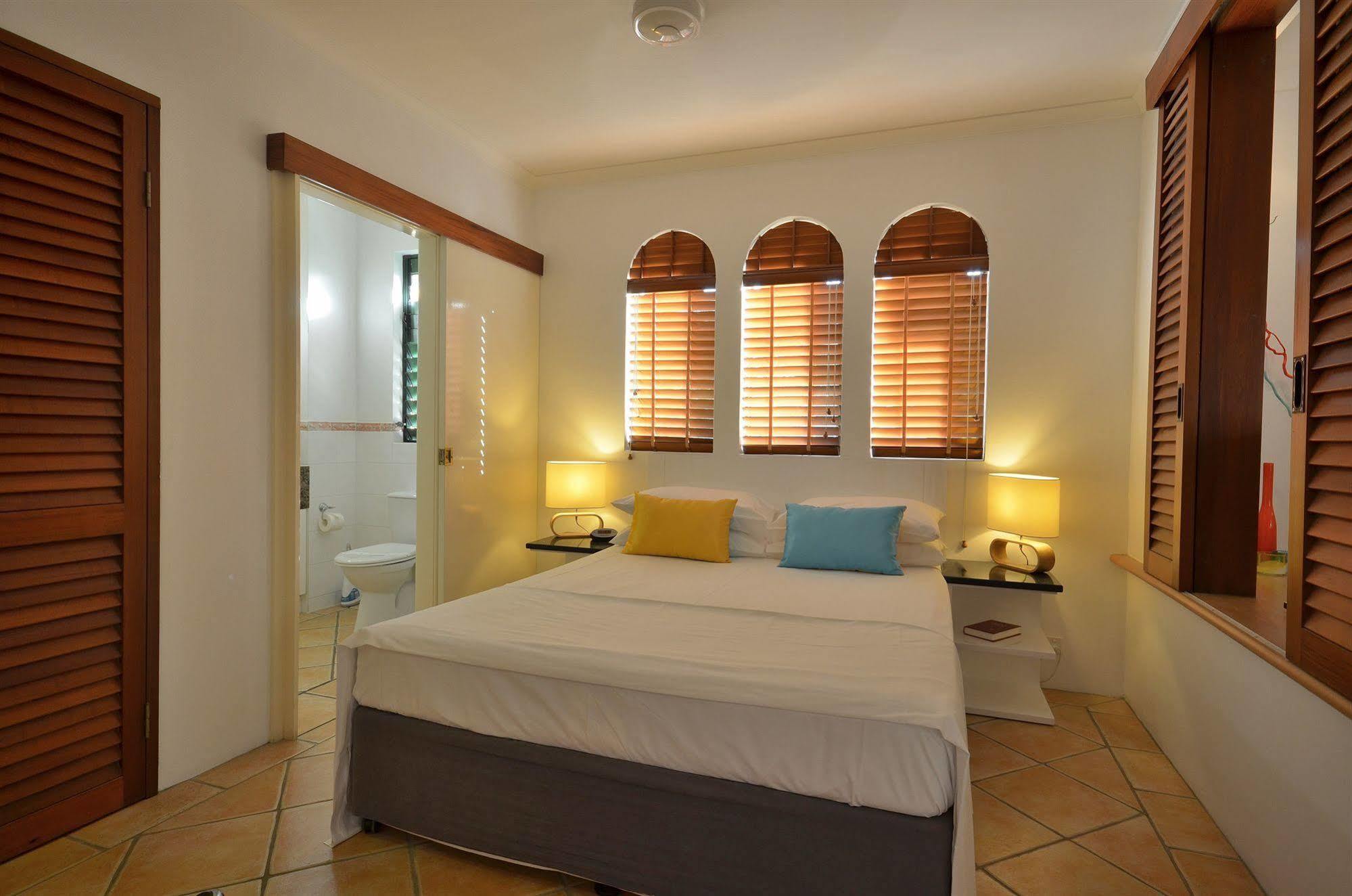 Martinique On Macrossan Aparthotel