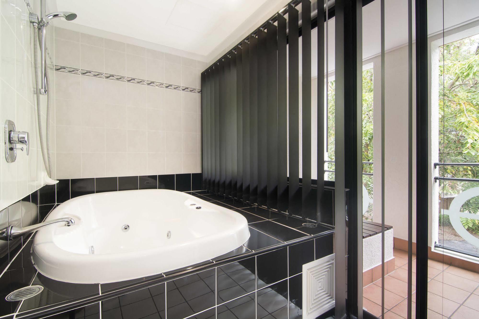 Regal 4* Port Douglas