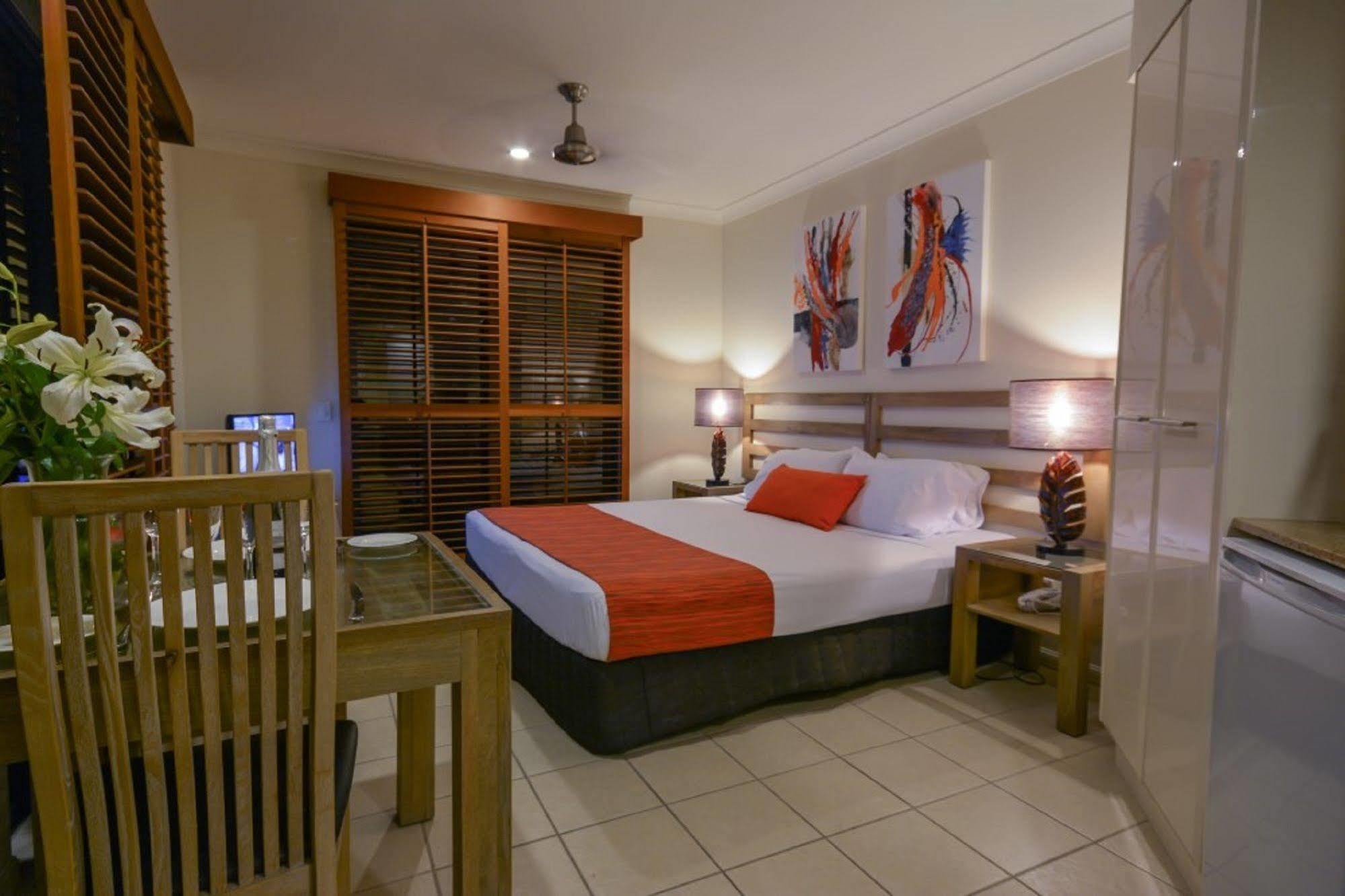 Meridian At - Adults Only 4*