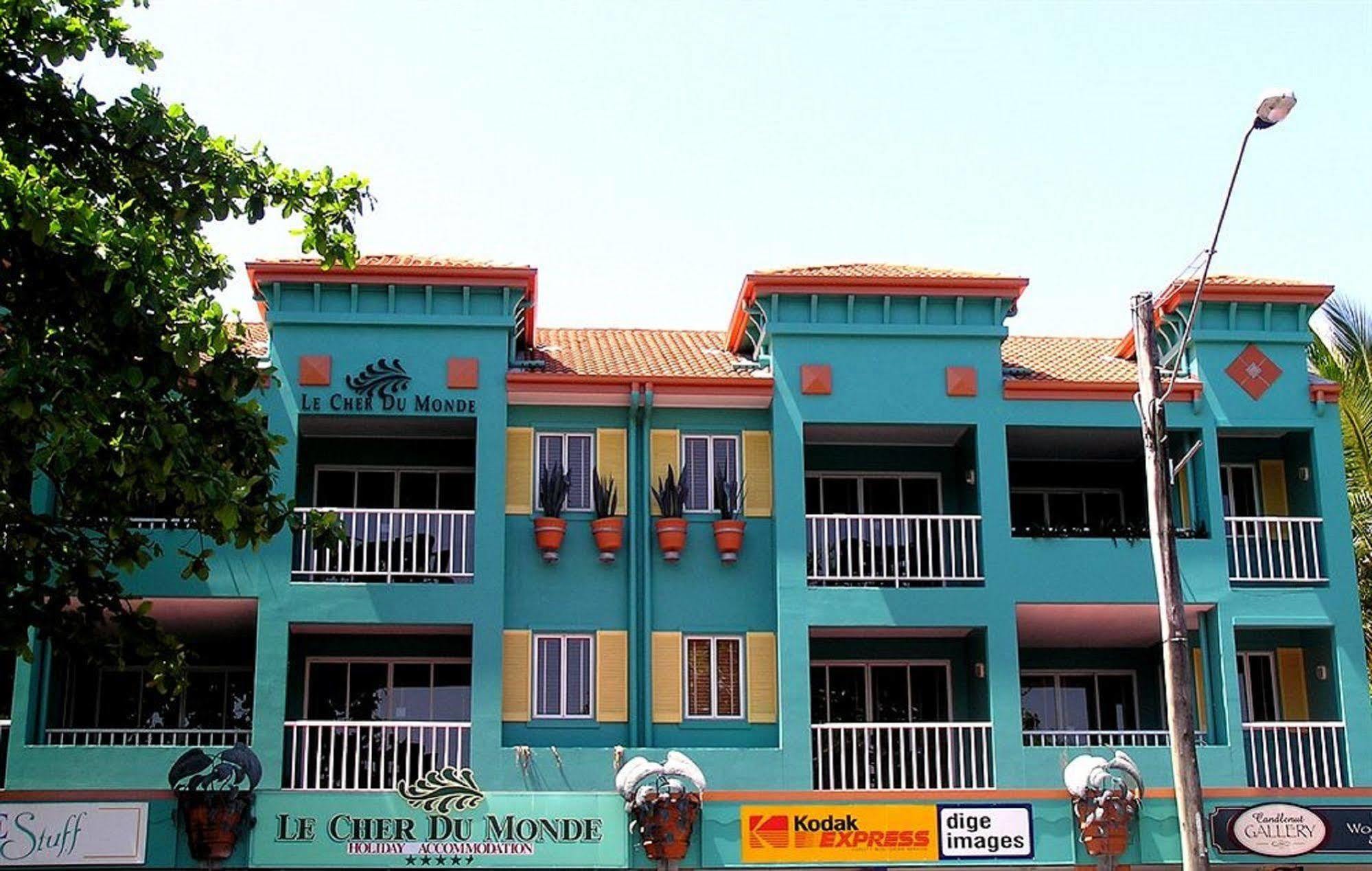 Le Cher Du Monde Adults Only Port Douglas