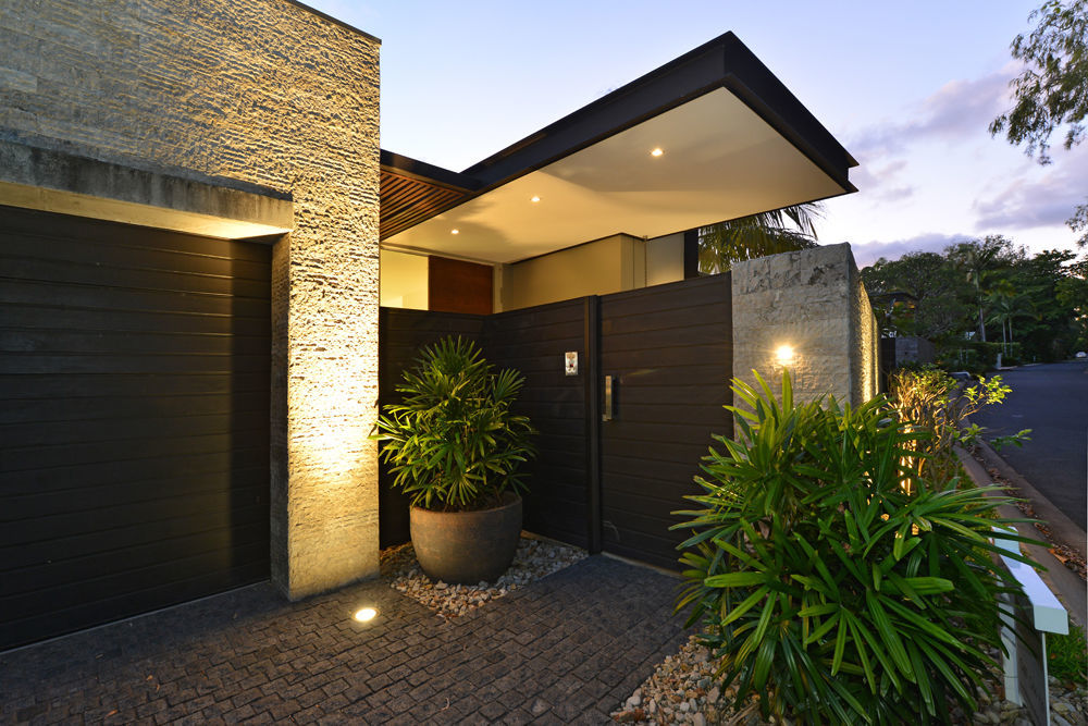 61 Street - Luxury
