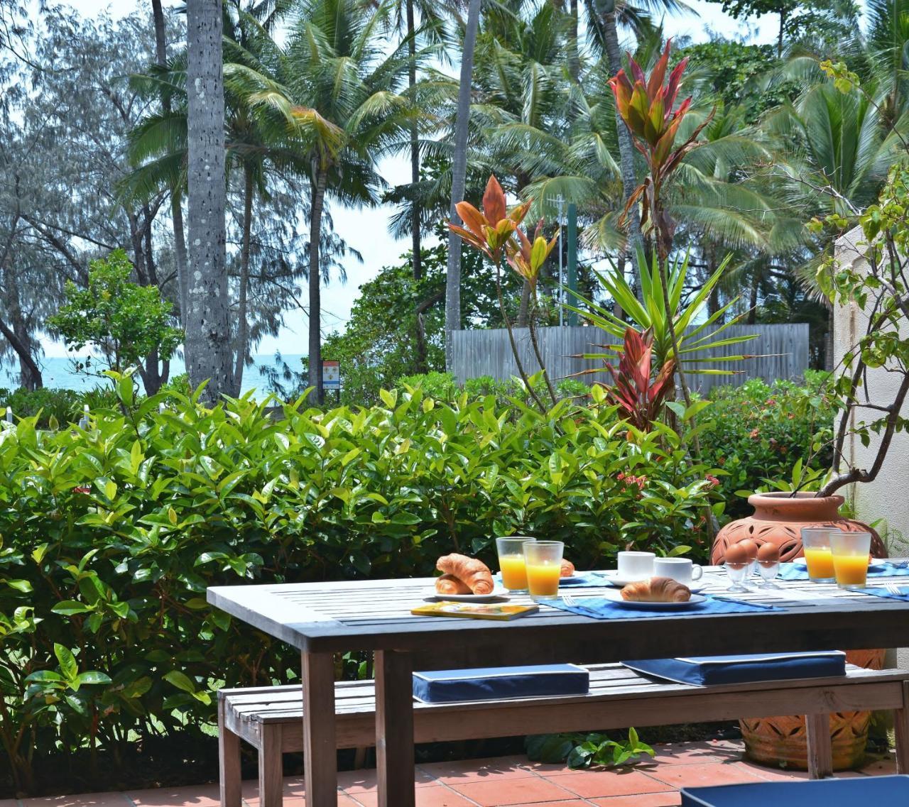 Number 2 On The | Beautiful Beachfront Apartment *