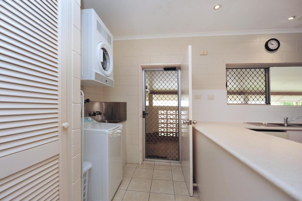 Seascape Holidays - 53 Reef Street Holiday home *