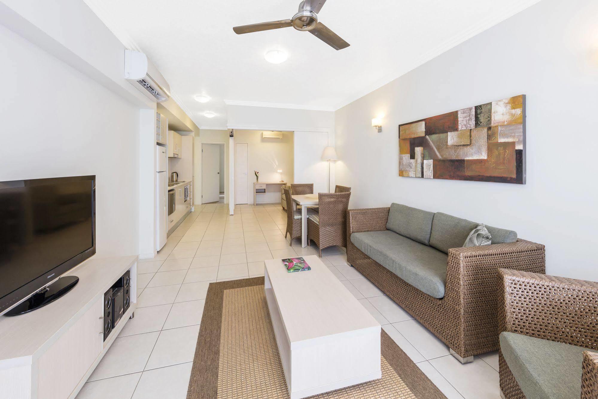 Silkari Lagoons Aparthotel Port Douglas