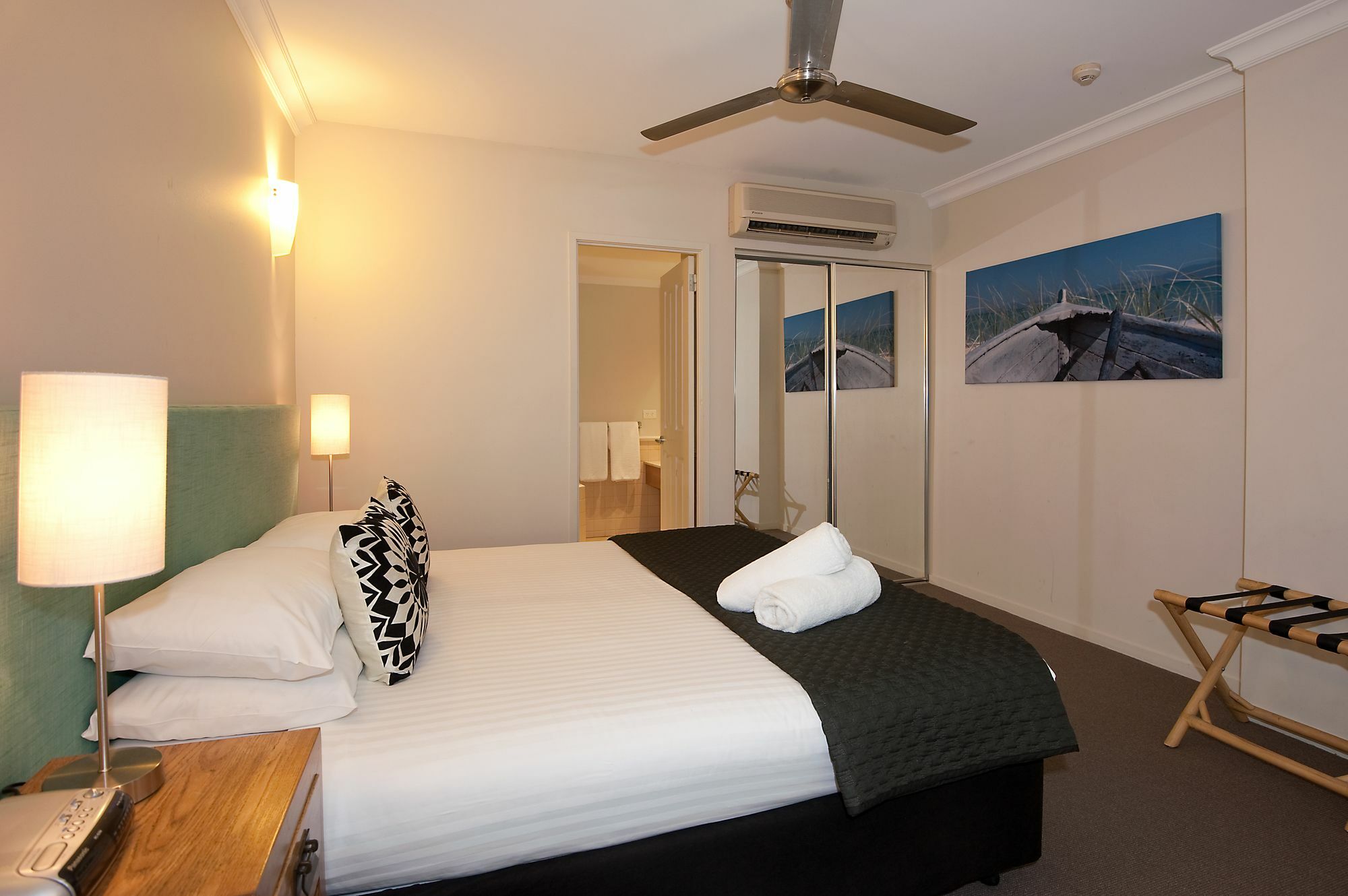 Escape For Two - A Boutique Tropical Treasure * Port Douglas
