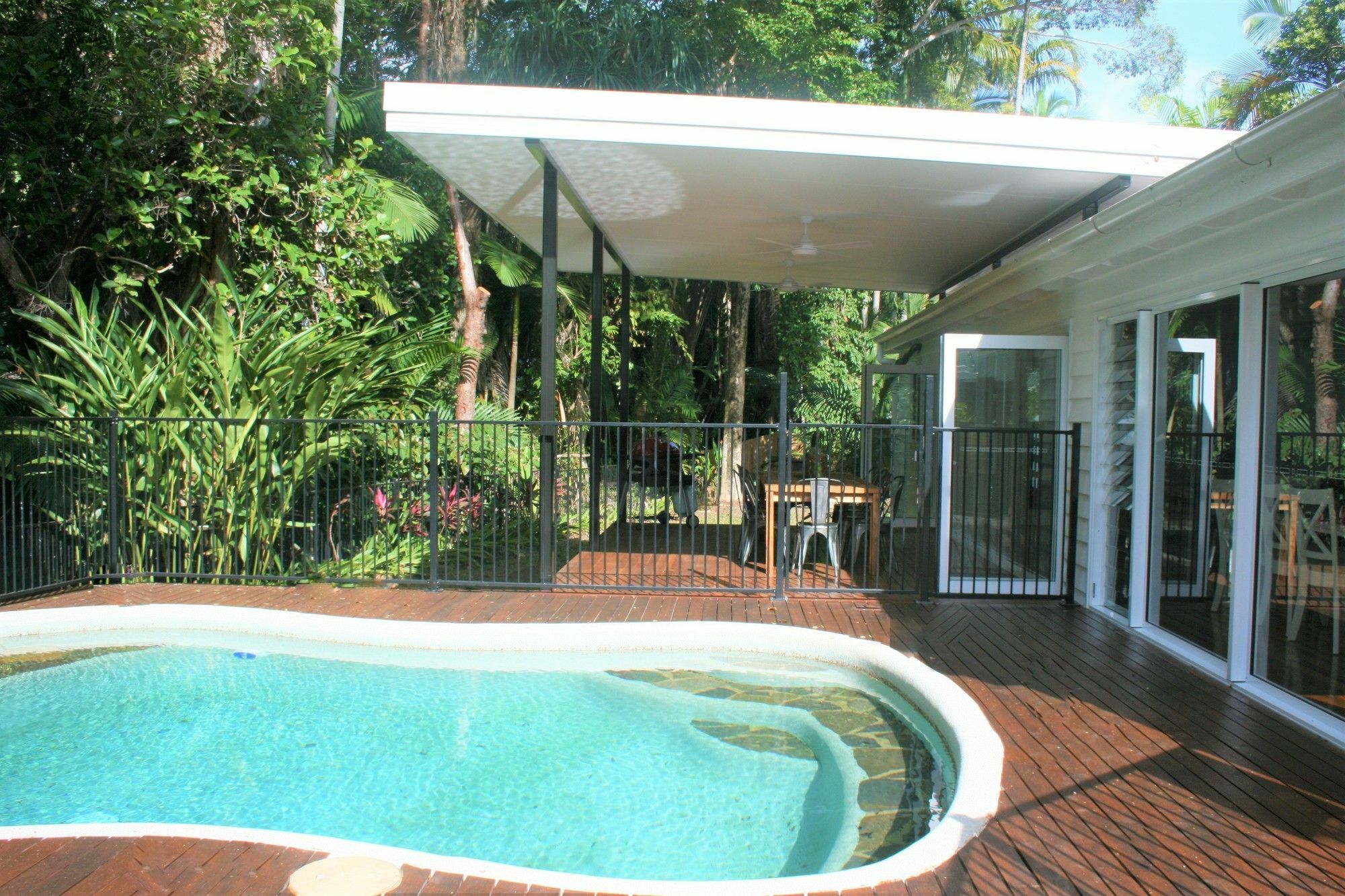 Atoll Close House Port Douglas