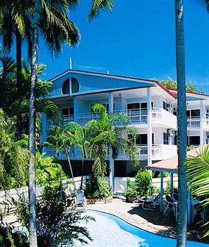 Garrick House 3*