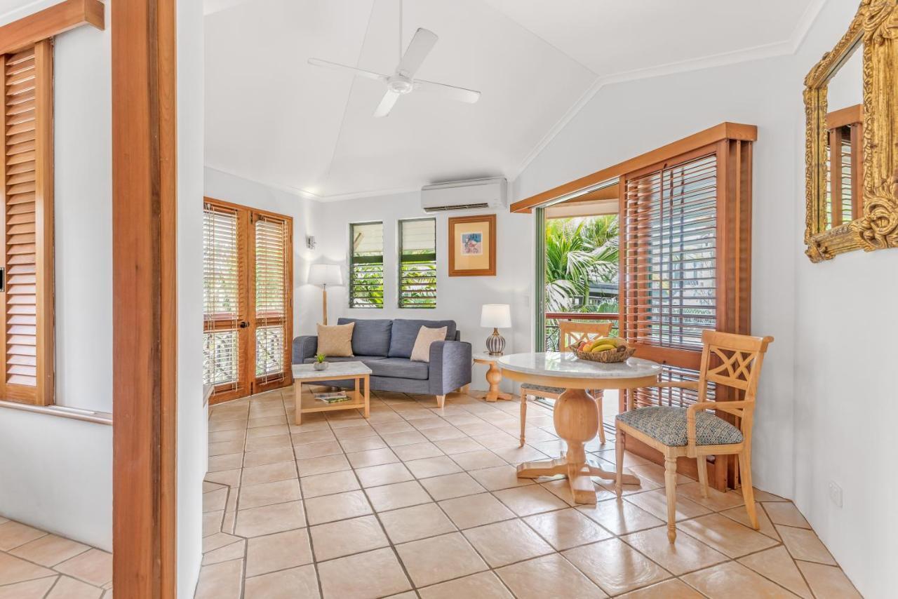 Martinique On Macrossan Aparthotel 4*