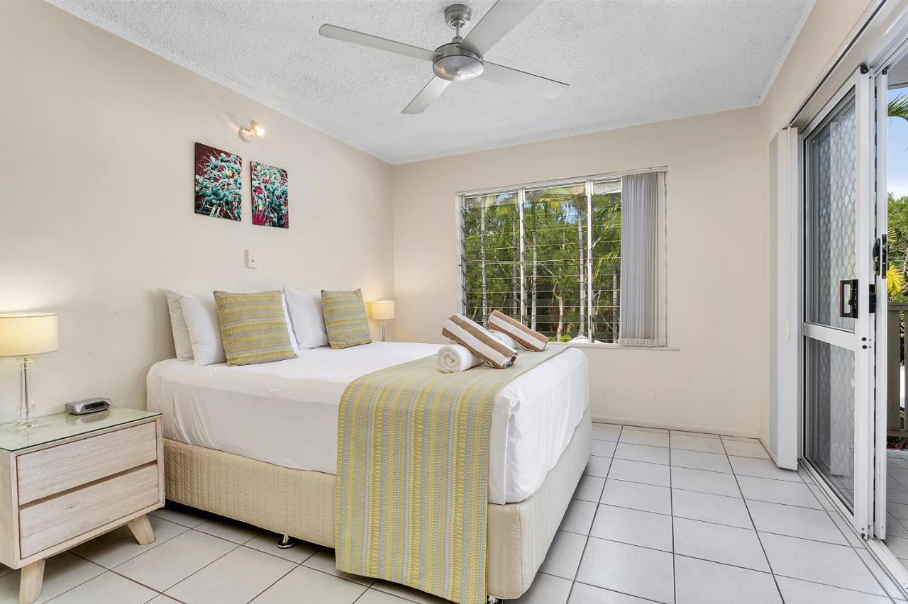 Seascape Holidays At The Queenslander Apartment *