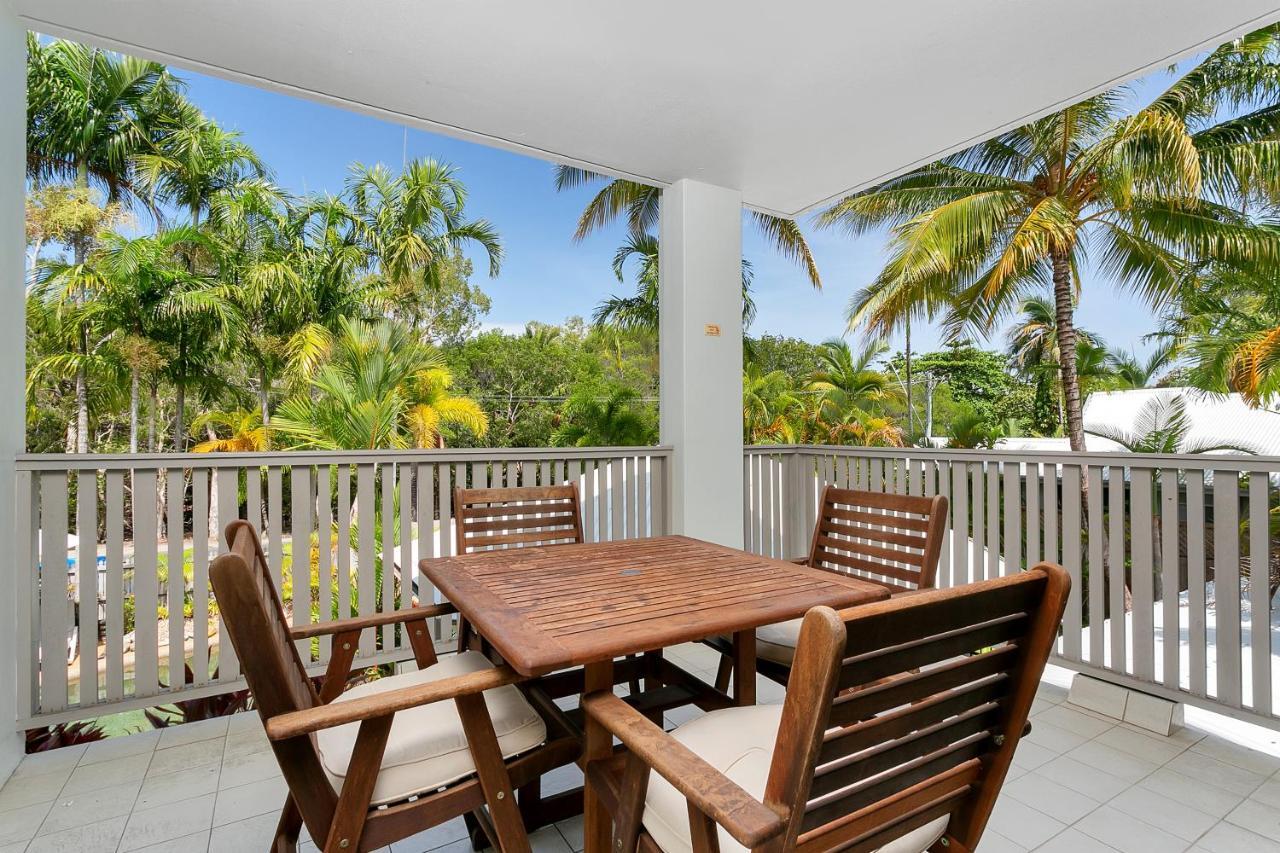 Seascape Holidays At The Queenslander Apartment *