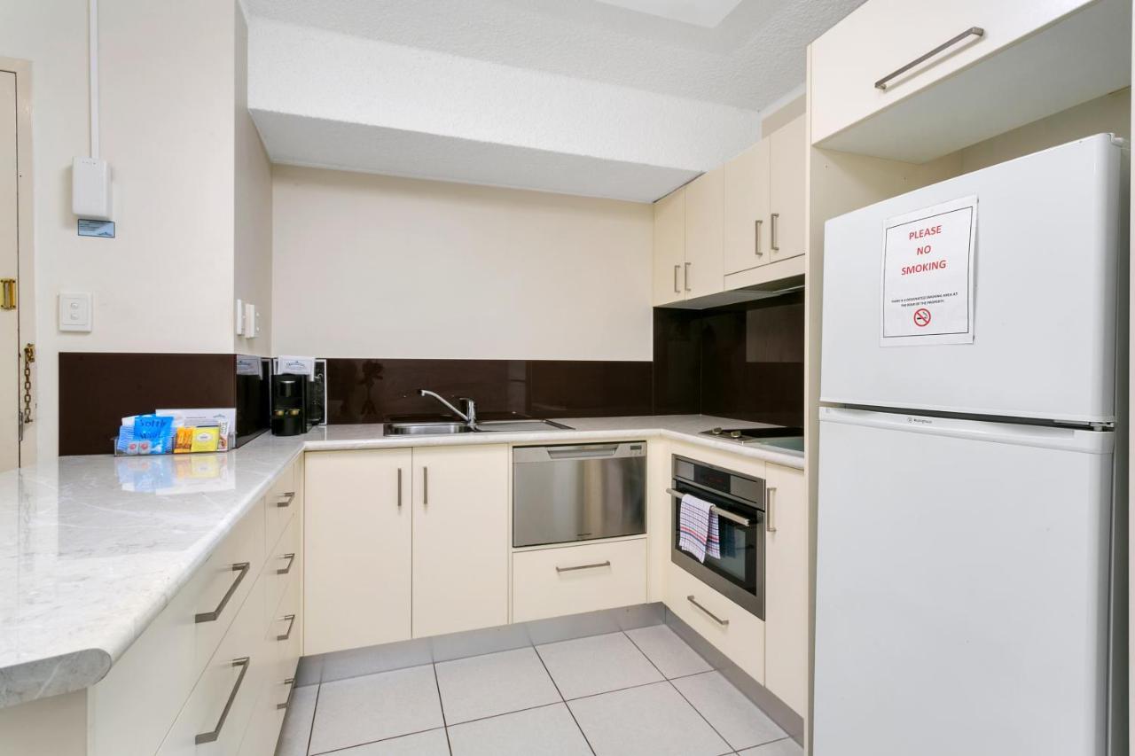 Apartment Seascape Holidays At The Queenslander *