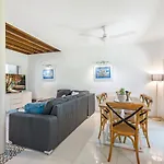 Reeforest Heated Lagoon Pool Spa Hammock Wifi Netflix Parking