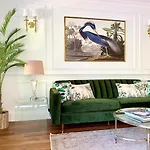 Ultima- Unique Elegance In Port Douglas