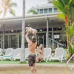 Charlesworth Reef Resort