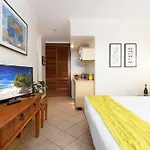 Poolside Villa - Hibiscus 40A