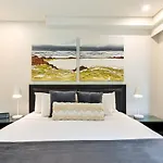 Port Douglas Private Apartments In Temple