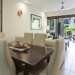 Azure 125 Port Douglas