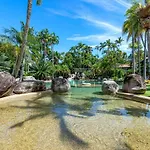 84 Reef Resort