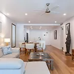 Villa Sanctuary In Temple - Resort Living Redefined