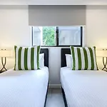 The Plunge Pool Residence - Private Resort Living