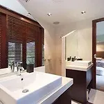 26 Beachfront Mirage