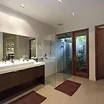 26 Beachfront Mirage