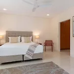 17 Solander Blvd - Beachside Home Sleeps 14 Guests