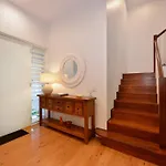 Beach Villa - A Short Walk To Town & Beach