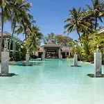 Rooftop Resort Oasis At Temple With Spa
