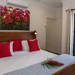 Cowrie Beach House Port Douglas