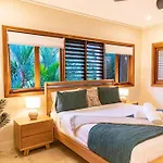 Villa Amalfi - Port Douglas