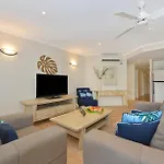 Cayman Villas Port Douglas