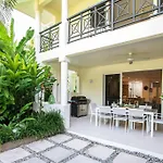 Villa Del Mar - Beachfront Port Douglas