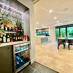 Aqua Beachfront Villa Port Douglas