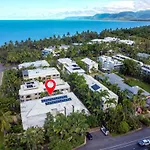 Port Douglas Apartments - Adults Only Oasis