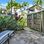 Swim-Out Tropical Haven At Temple Resort