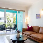 Casa Papaya Adults Only Apartment