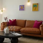 Casa Papaya Adults Only Apartment