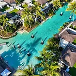 Fresco Tropical: Private Pool Haven By Golf Course