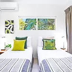 12 Central Plaza Port Douglas