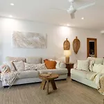 Luxury Port Douglas Beachside 3 Bedroom Sea Temple Apartment With Private Roof Terrace