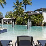Luxury Port Douglas Beachside 3 Bedroom Sea Temple Apartment With Private Roof Terrace