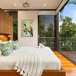 53B Murphy Street - Modern Luxury In Port Douglas
