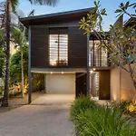 53B Murphy Street - Modern Luxury In Port Douglas
