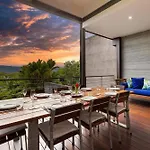 53B Murphy Street - Modern Luxury In Port Douglas