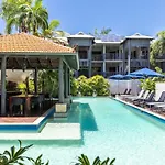 Honeymoon Spa Suite 53