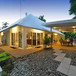 Serenity Villa With Heated Pool & Beach Access