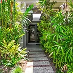Villa Jacana At Port Douglas
